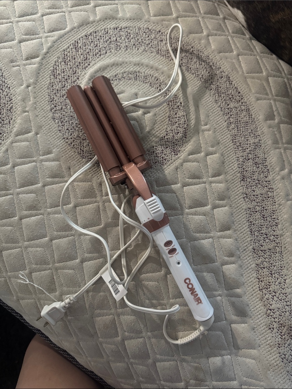 Conair Rose Gold Triple Barrel Waver - White/Rose Gold